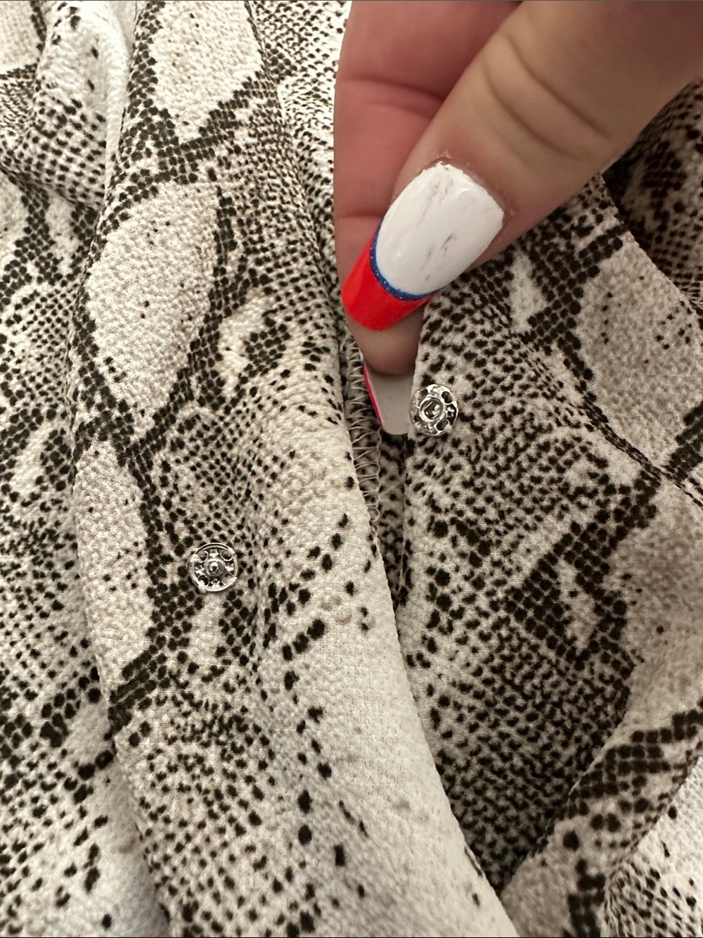 Snake Print Bodysuit π LUSH L Sleek & Sassy π₯ - Picture 8 of 8